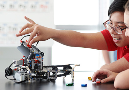 STEM-Studio-SC_Image-03-LEGO-Robotics